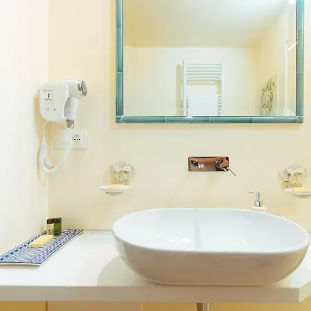 Le Monachelle Luxury Bed & Breakfast Eboli