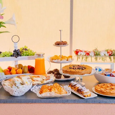Le Monachelle Luxury Bed and breakfast