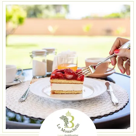Le Monachelle Luxury Bed & Breakfast 4*
