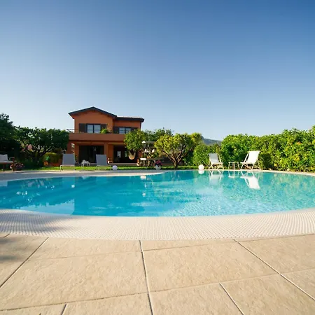 Le Monachelle Luxury 4*